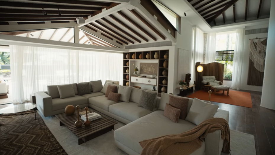 sofá sofa mula preta anitta casavogue archdigest galeria54 galeria.54 moveis poltrona